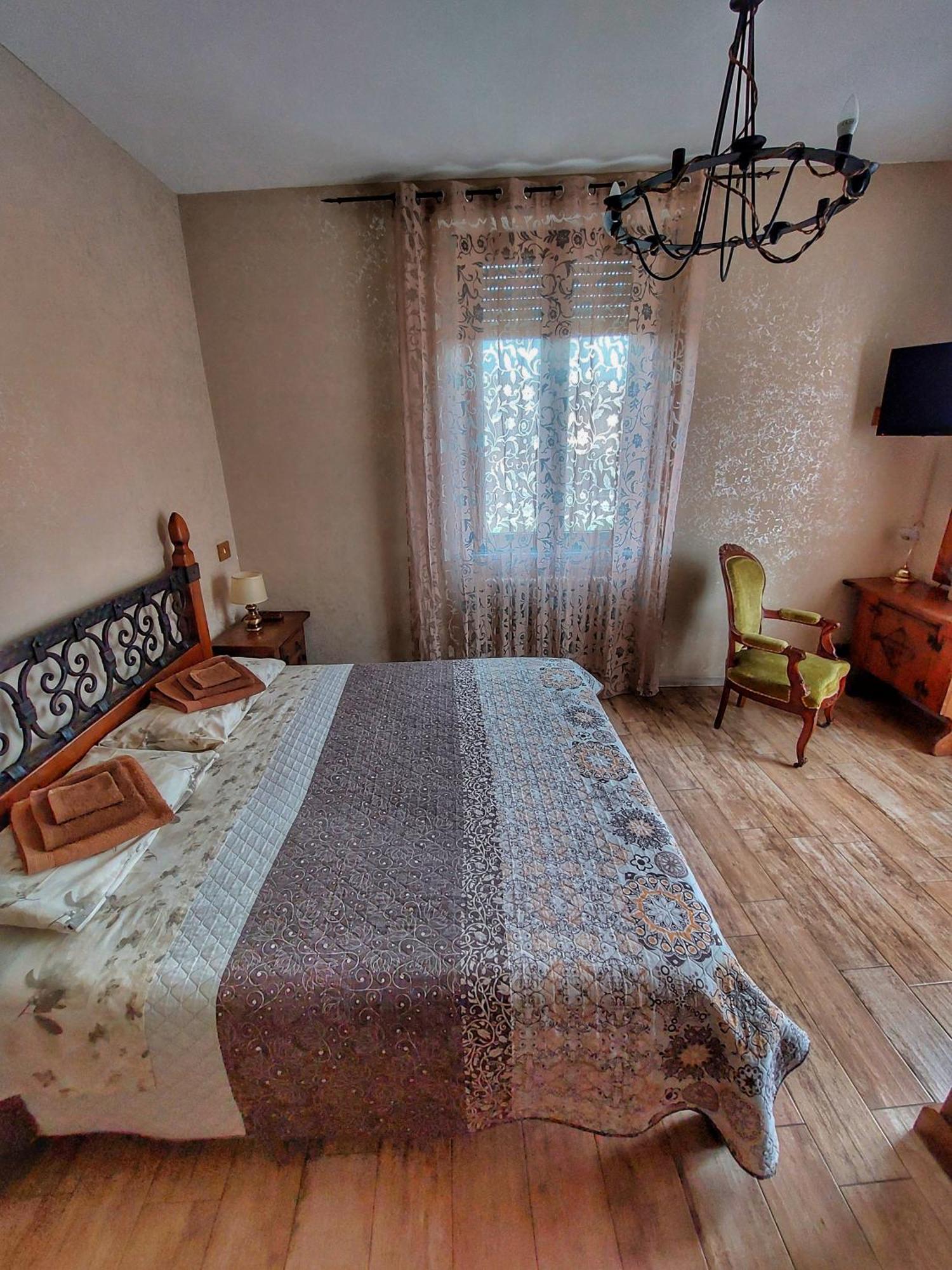 La Finestra Sul Velino, Uno Splendore Da Vivere Rieti megye Szoba fotó